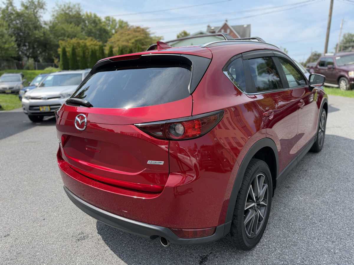 Used 2018 MAZDA CX-5 Touring w/ Preferred Equipment Package FWD image 7