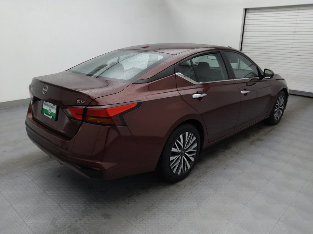 Used 2023 Nissan Altima 2.5 SV image 9