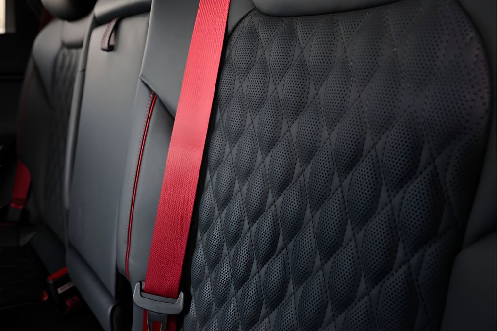 Used 2024 Genesis GV70 3.5T Sport w/ Sport Advanced Package image 69