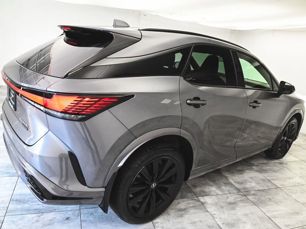 Used 2023 Lexus RX 500h F Sport w/ Accessory Package (Z1) image 6