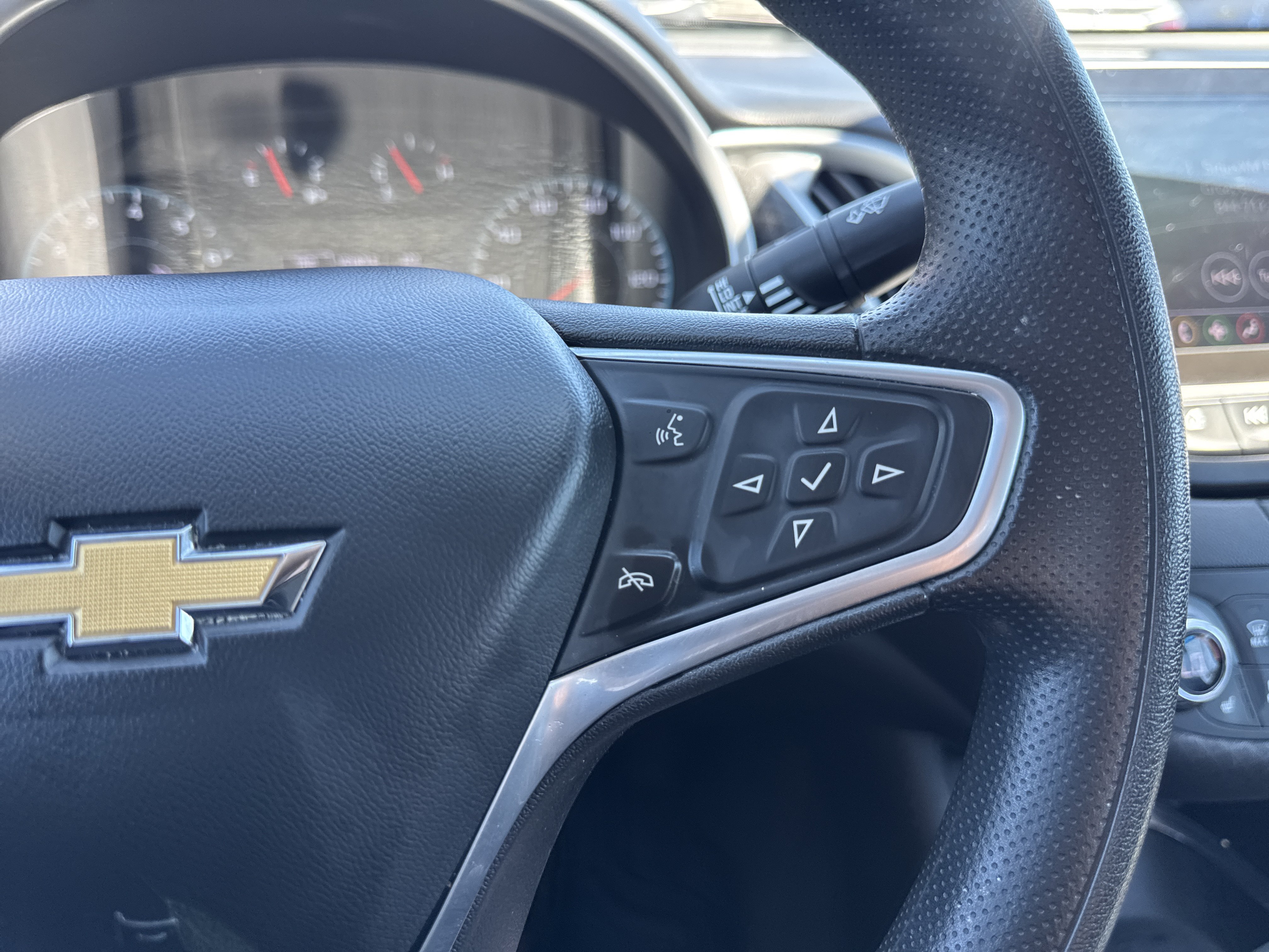 Used 2022 Chevrolet Malibu LT FWD image 13