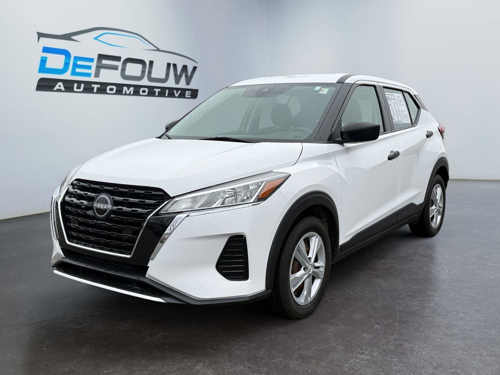 Used 2022 Nissan Kicks S image 7