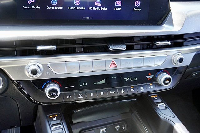 Used 2024 Kia Telluride S w/ S Sunroof Package AWD/4WD image 39