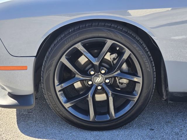 Used 2022 Dodge Challenger GT w/ Blacktop Package image 11