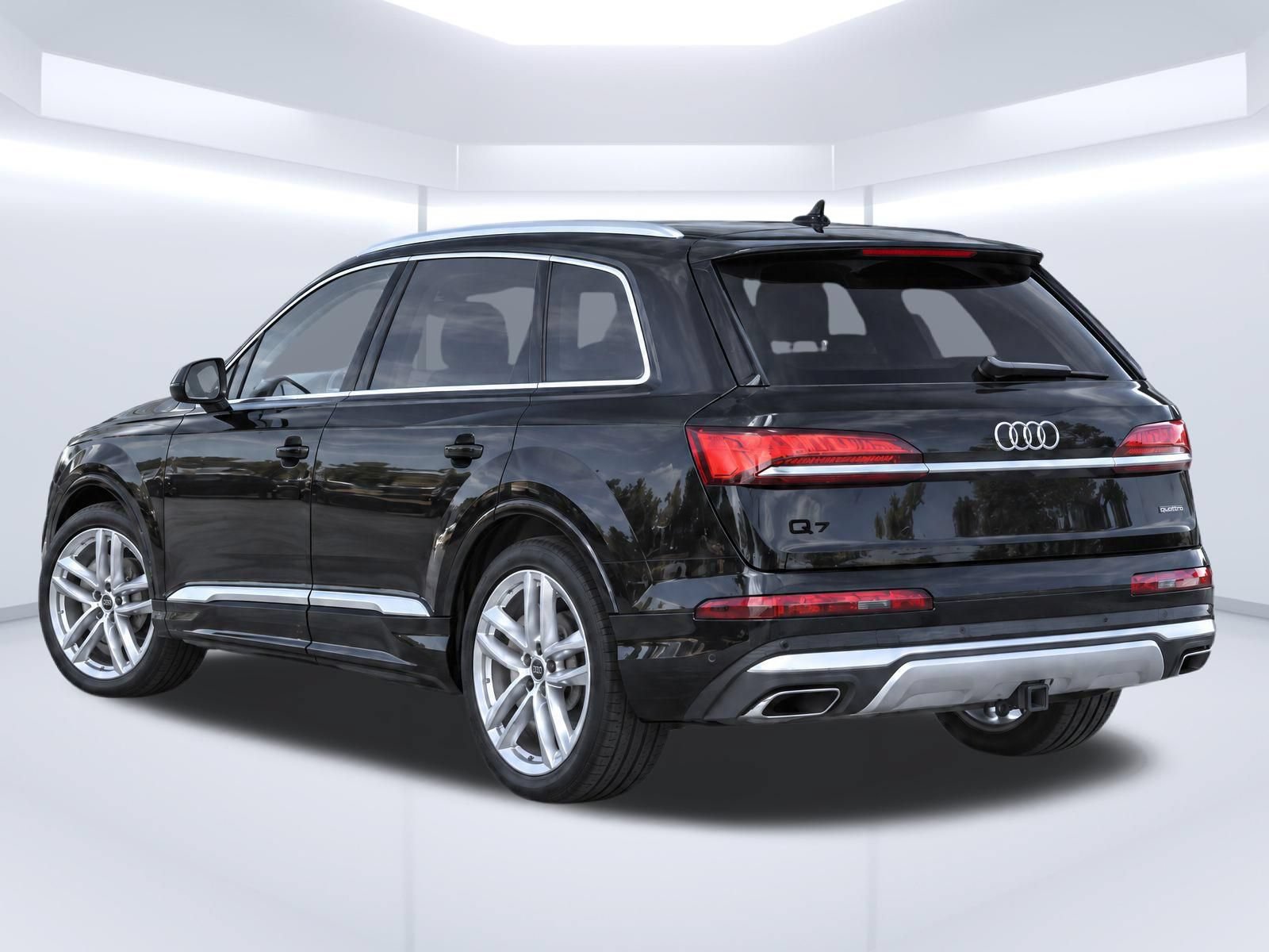 Used 2025 Audi Q7 3.0T Premium Plus w/ Premium Plus Package AWD/4WD image 3