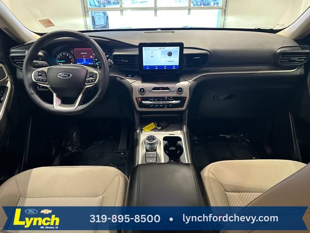 Certified 2024 Ford Explorer XLT AWD/4WD image 9