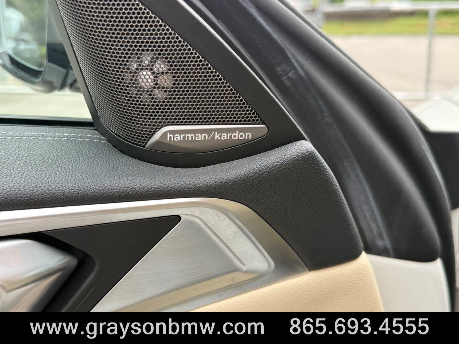 Used 2021 BMW M440i Convertible w/ Premium Package RWD image 16