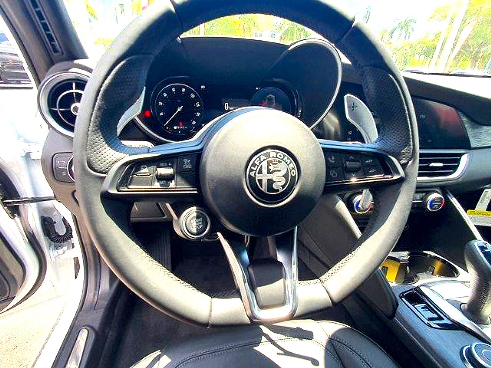 New 2024 Alfa Romeo Giulia Sprint RWD image 13