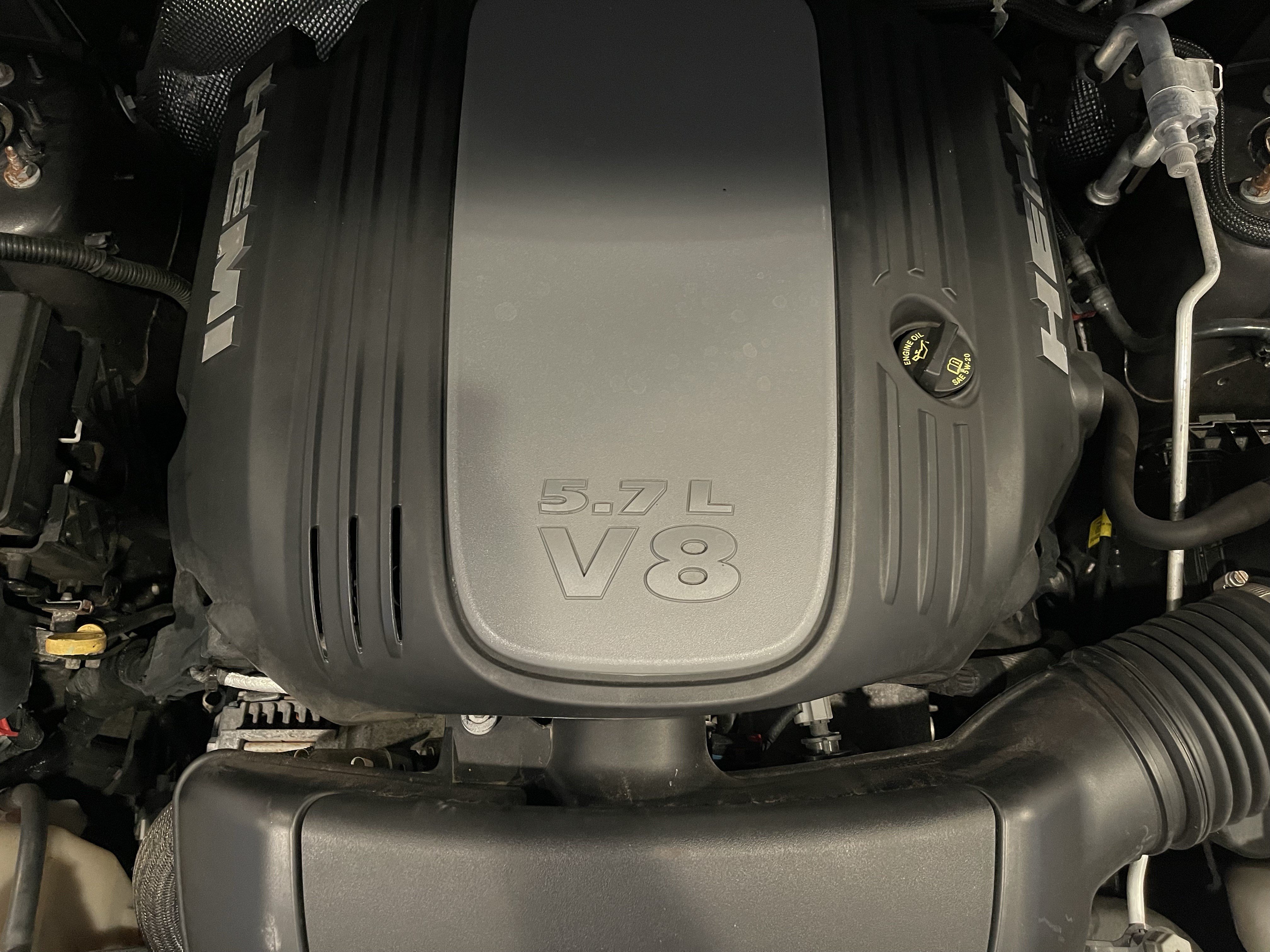 Used 2019 Dodge Durango R/T w/ Technology Group AWD/4WD image 26