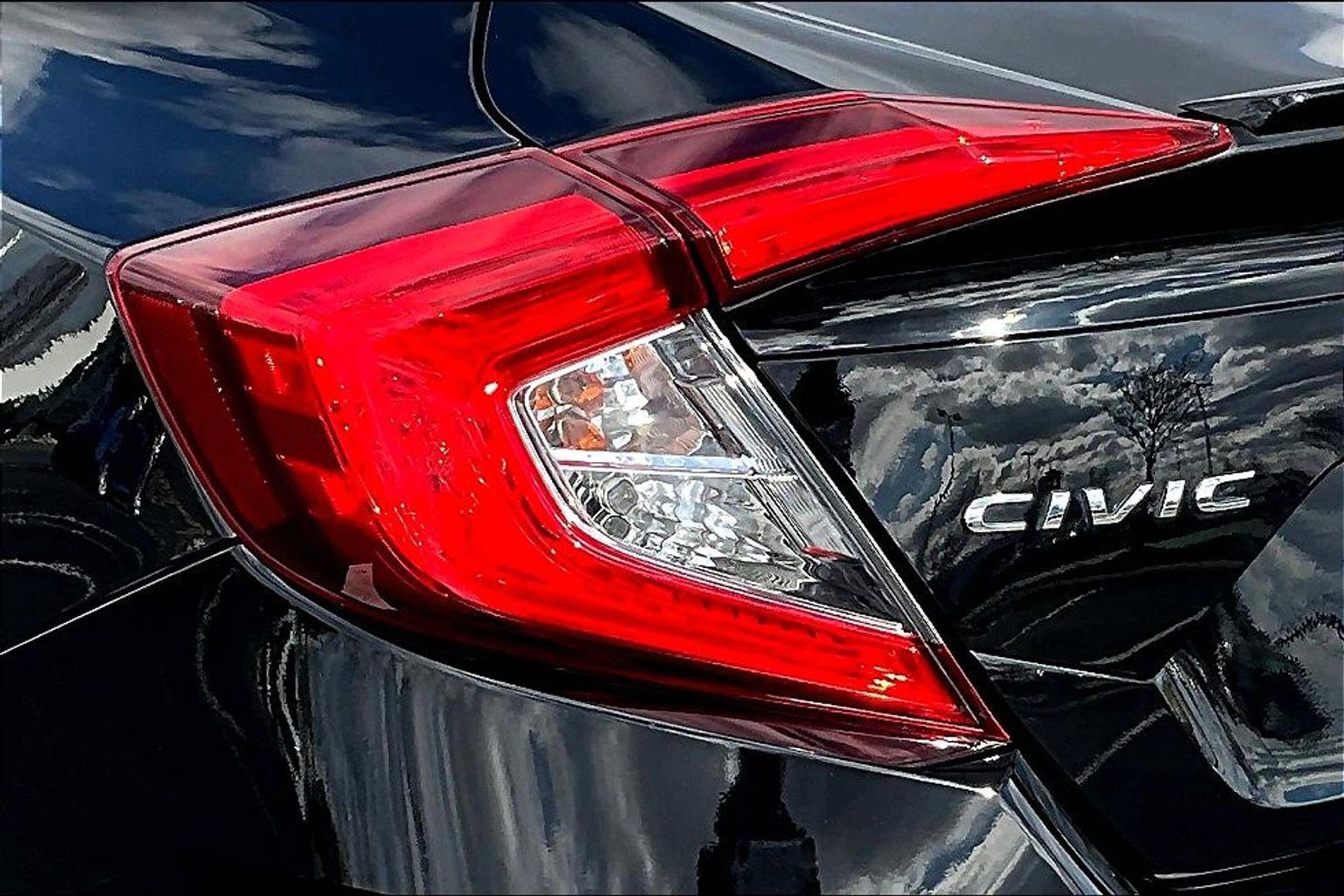 Used 2020 Honda Civic EX image 22