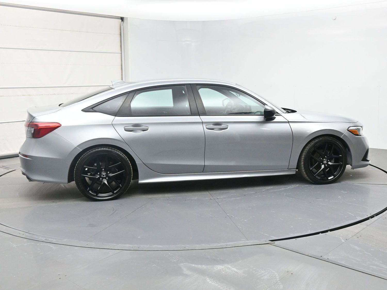 Used 2022 Honda Civic Sport image 25