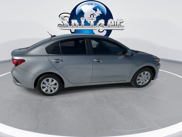 Used 2022 Kia Rio S image 2