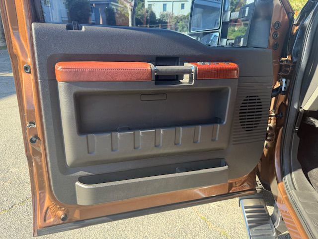 Used 2012 Ford F350 King Ranch w/ King Ranch w/Chrome Pkg image 24