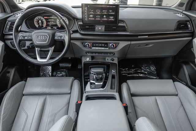 Used 2023 Audi Q5 2.0T Premium Plus w/ Premium Plus Package AWD/4WD image 8