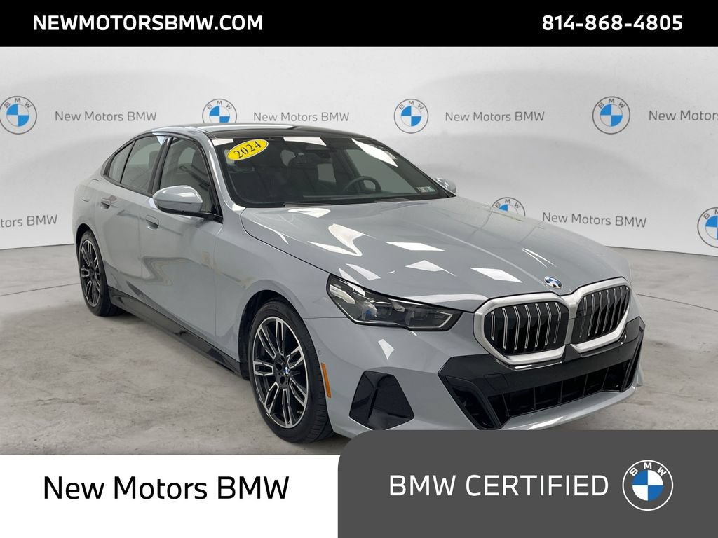 Used 2024 BMW 540i xDrive w/ Premium Package AWD/4WD image 5
