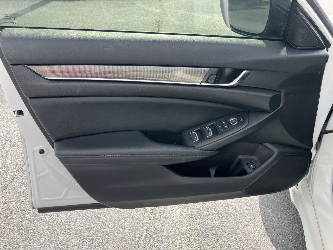 Used 2022 Honda Accord Sport image 13