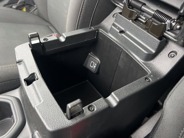 Used 2023 Jeep Wrangler Willys image 18