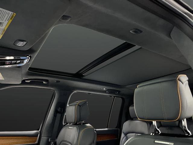 Used 2022 Jeep Grand Wagoneer Series II w/ Flexible Seating Group image 7