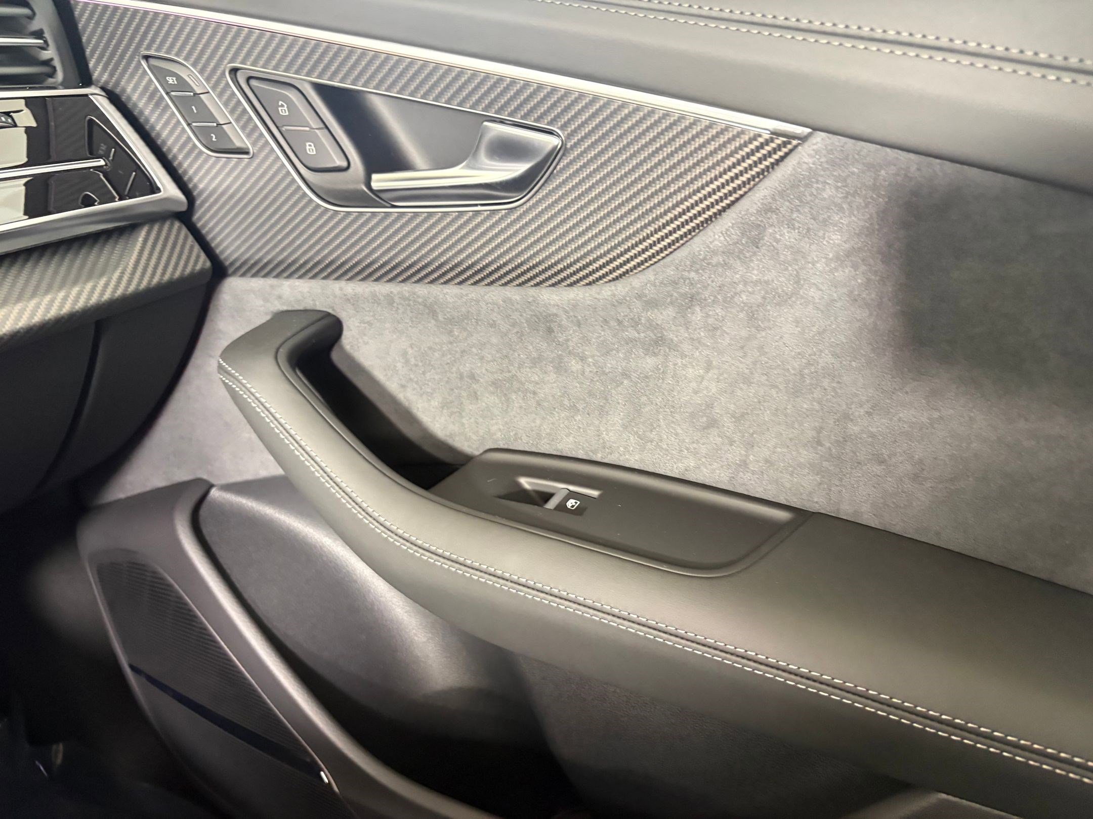 New 2026 Audi SQ8 Prestige image 23