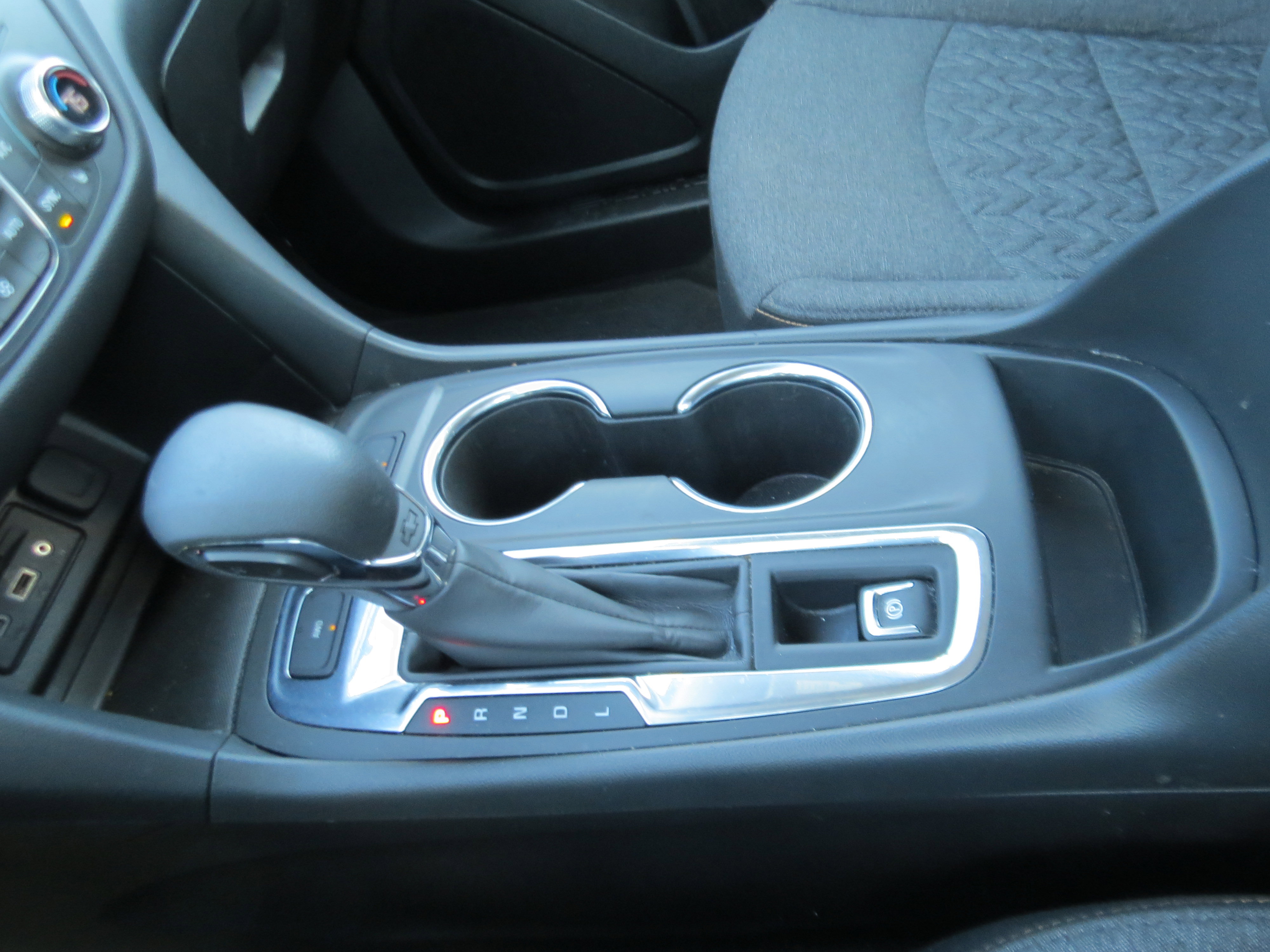 Used 2023 Chevrolet Equinox LT AWD/4WD image 21