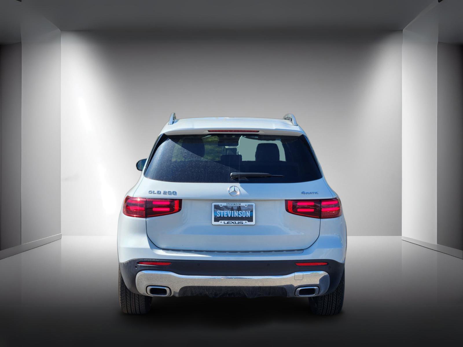 Used 2024 Mercedes-Benz GLB 250 4MATIC image 6