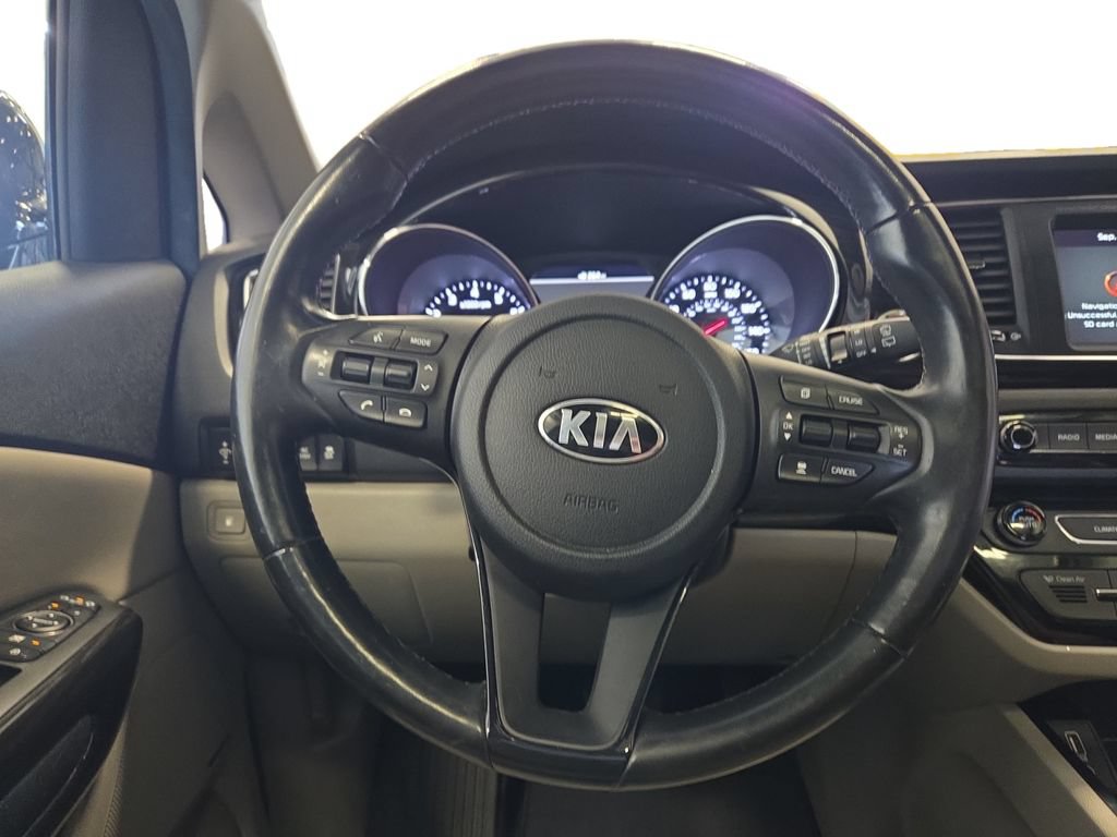 Used 2021 Kia Sedona SX FWD image 12