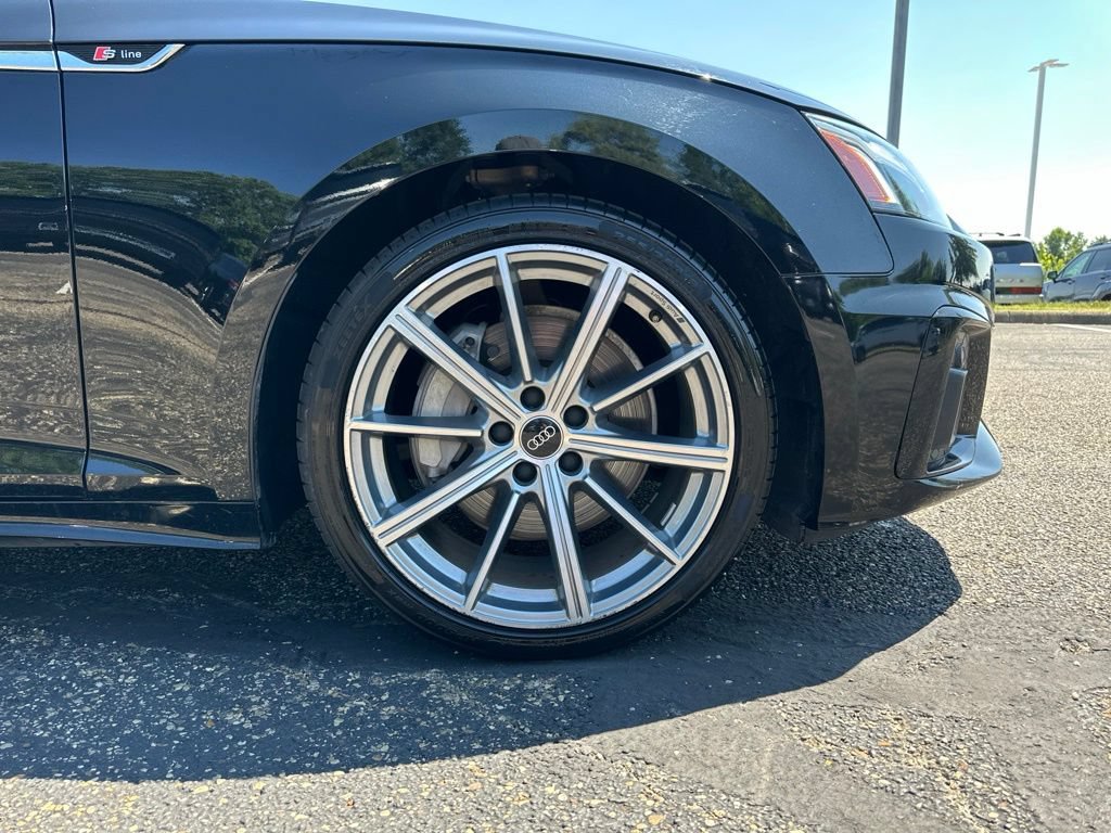 Used 2025 Audi A5 2.0T Premium Plus AWD/4WD image 19