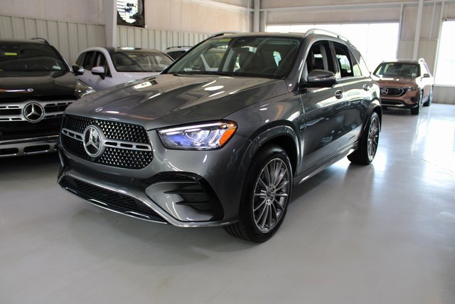 Used 2024 Mercedes-Benz GLE 350 4MATIC w/ AMG Line Exterior image 43