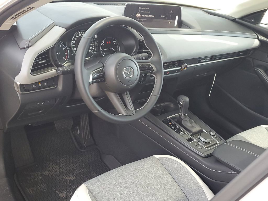 New 2026 MAZDA CX-30 Aire Edition image 18