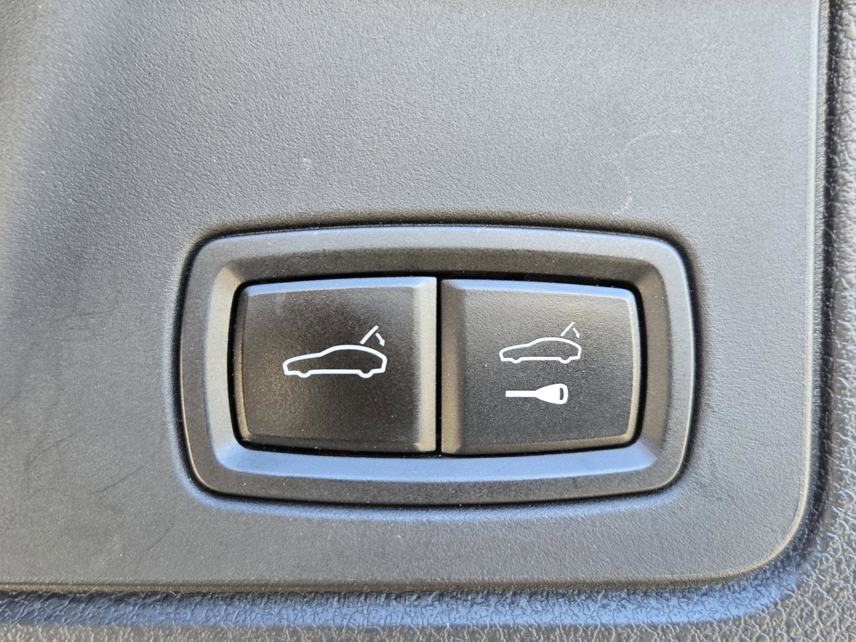 Used 2015 Porsche Panamera Turbo S image 13