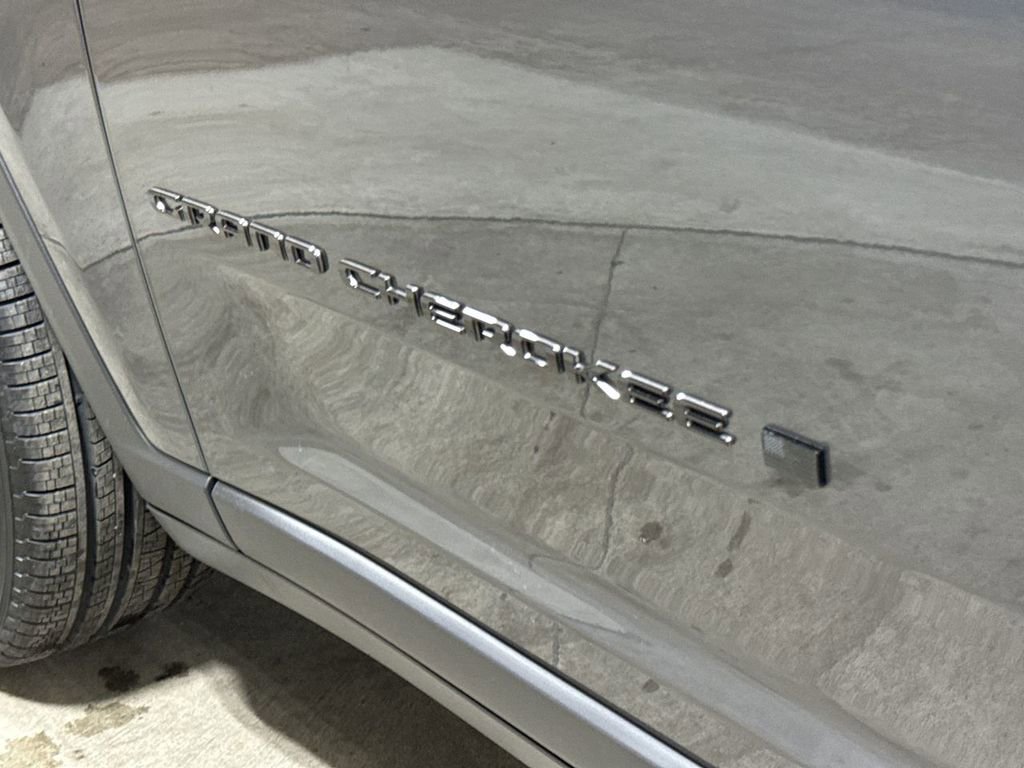 New 2026 Jeep Grand Cherokee Limited w/ Limited Altitude Package image 27