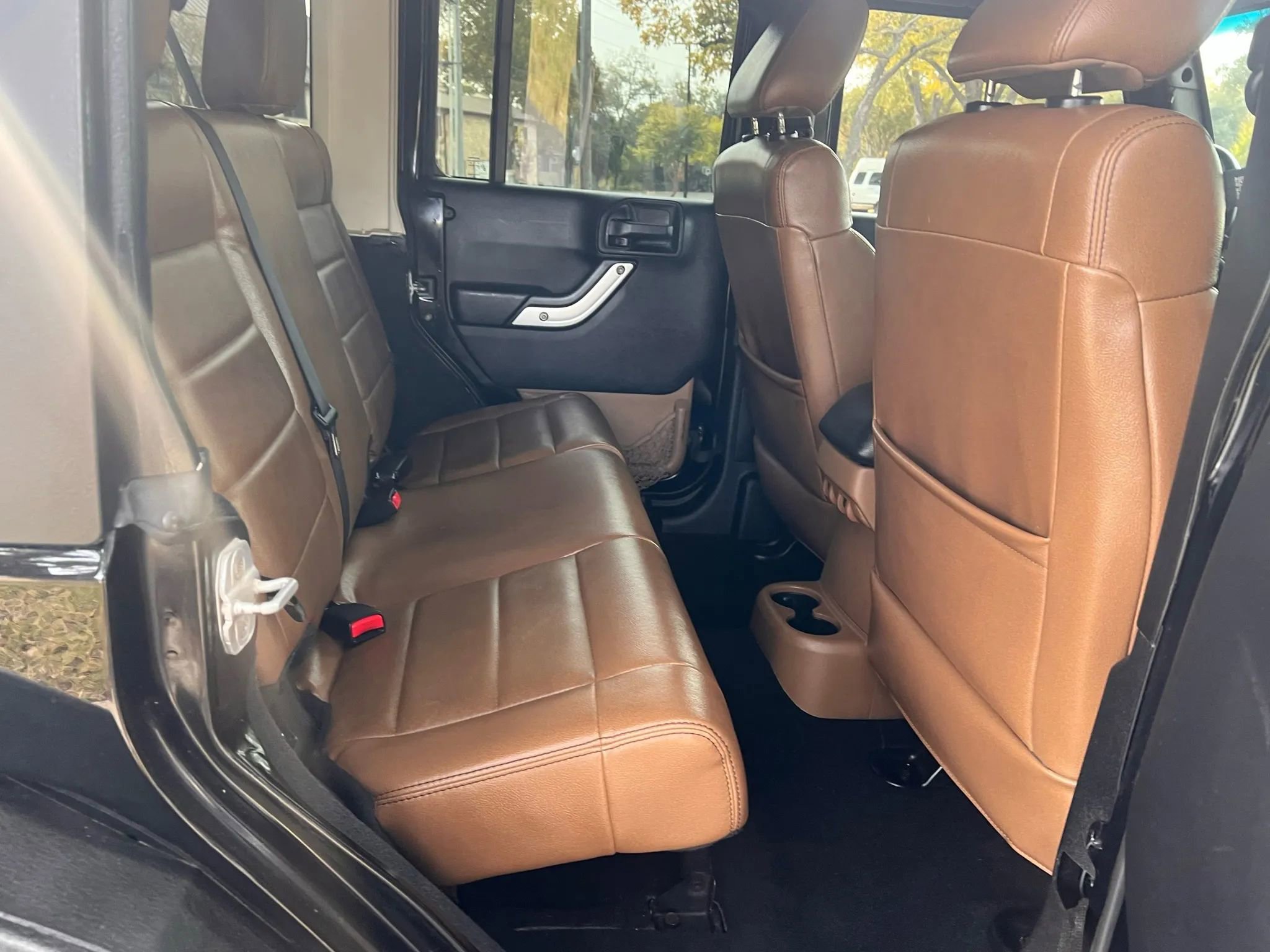 Used 2011 Jeep Wrangler Unlimited Sahara w/ Dual Top Group image 11