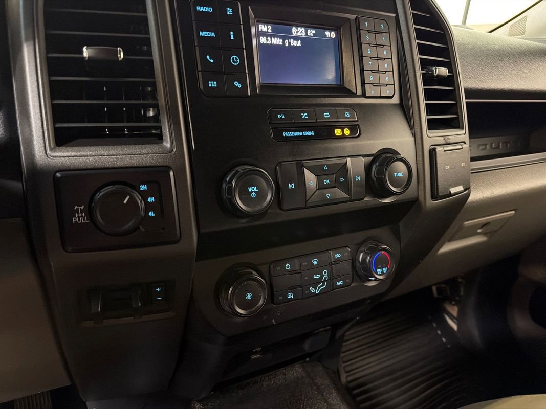 Used 2022 Ford F350 XL w/ Power Equipment Group AWD/4WD image 18