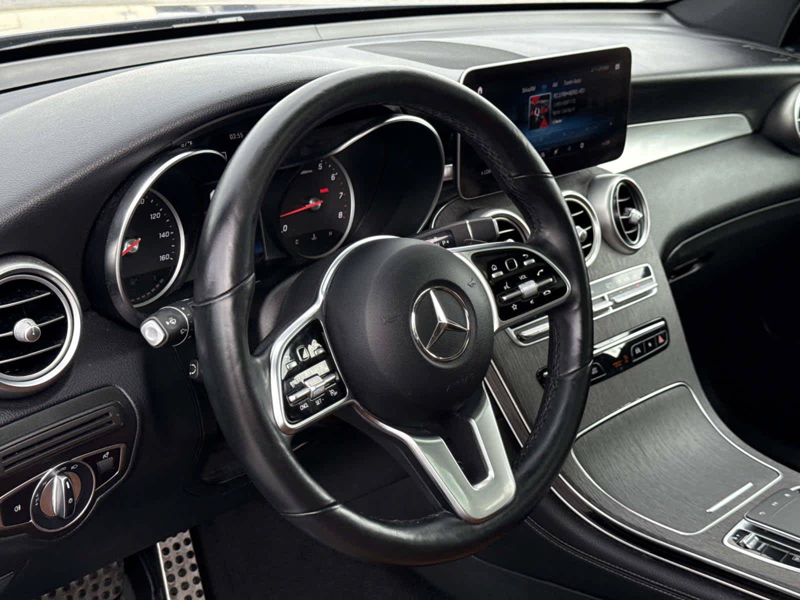 Used 2020 Mercedes-Benz GLC 300 4MATIC image 4