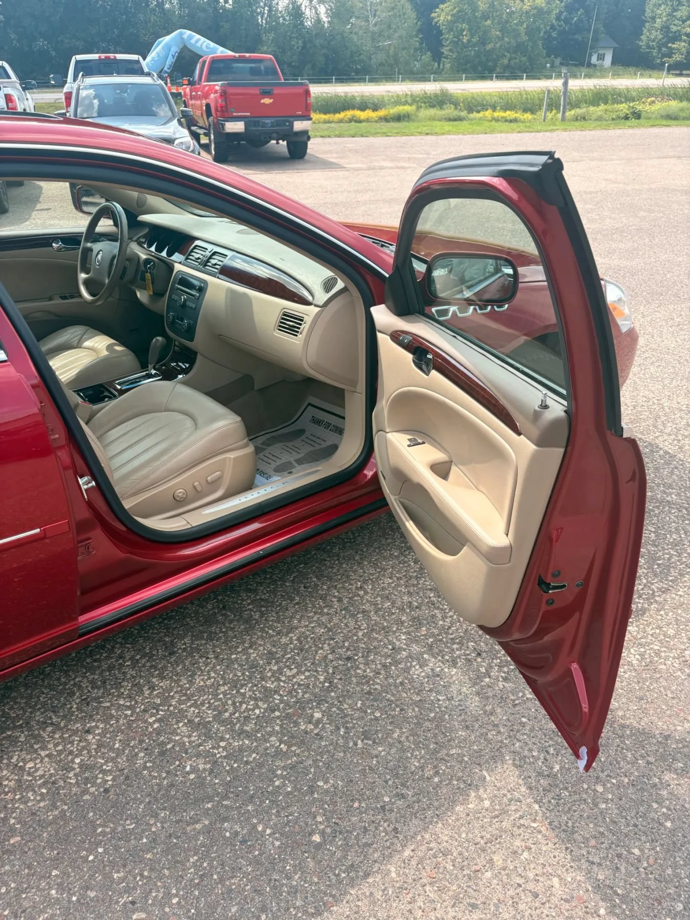 Used 2006 Buick Lucerne CXS w/ Driver Confidence Package FWD image 30