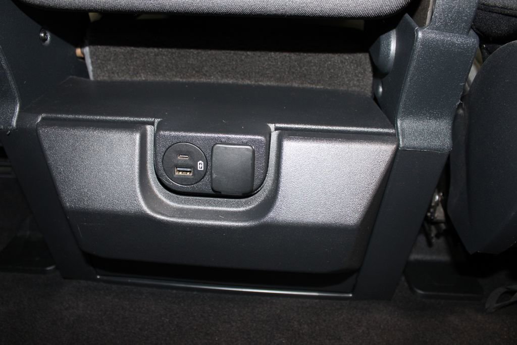 Used 2023 Ford F150 XLT image 28