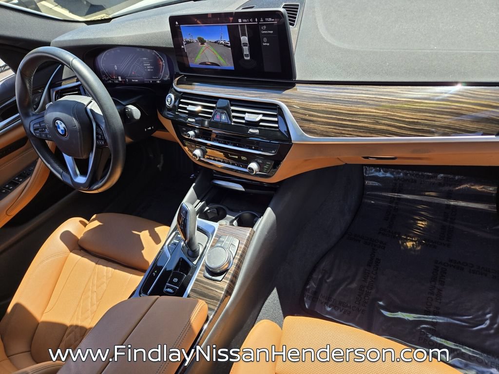 Used 2023 BMW 540i w/ Convenience Package RWD image 17