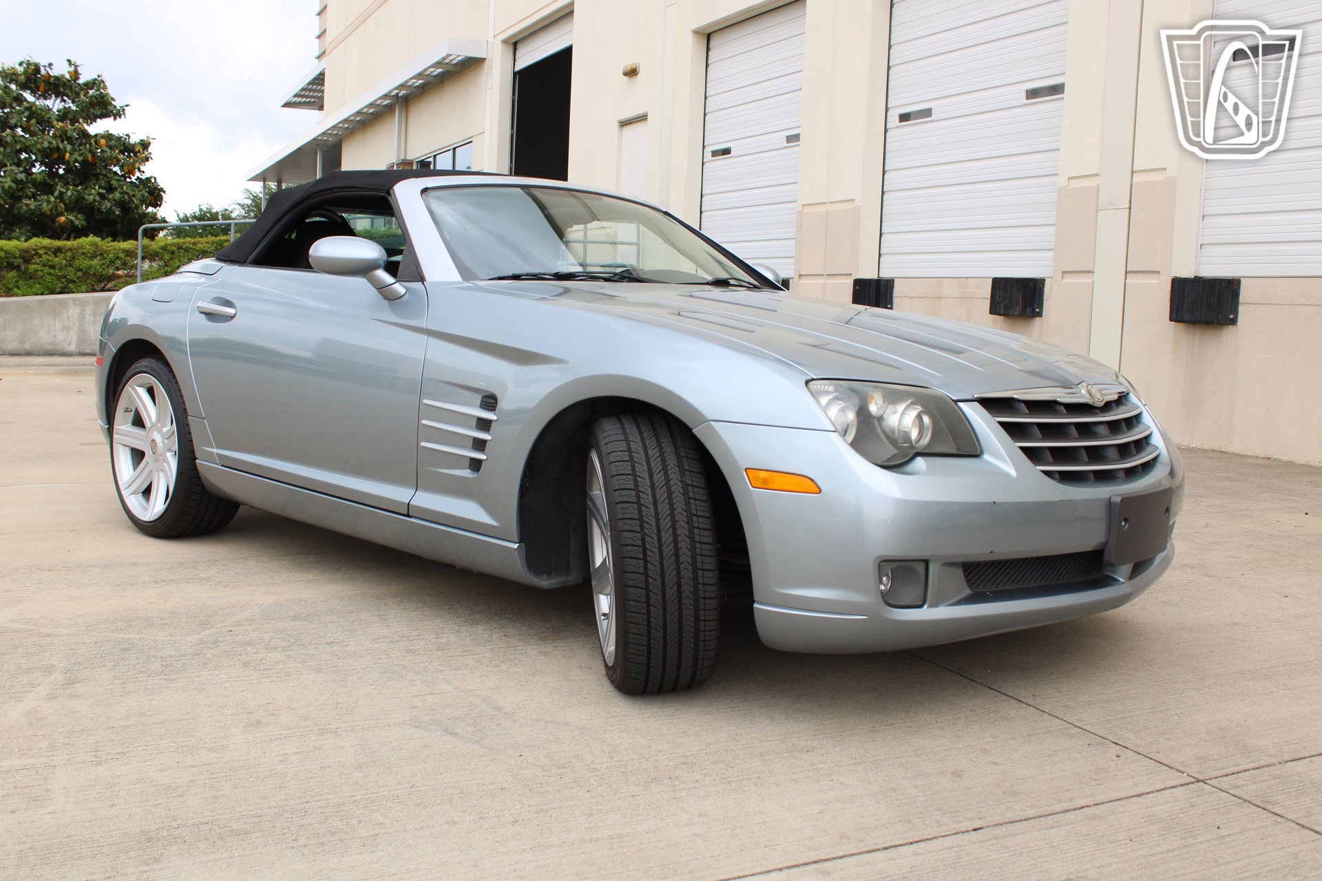 Used 2005 Chrysler Crossfire Limited image 29
