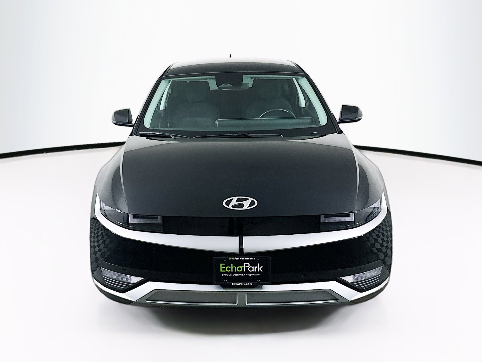 Used 2024 Hyundai Ioniq 5 SEL RWD image 2