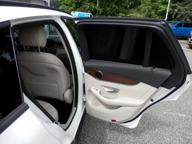 Used 2022 Mercedes-Benz GLC 300 4MATIC image 33