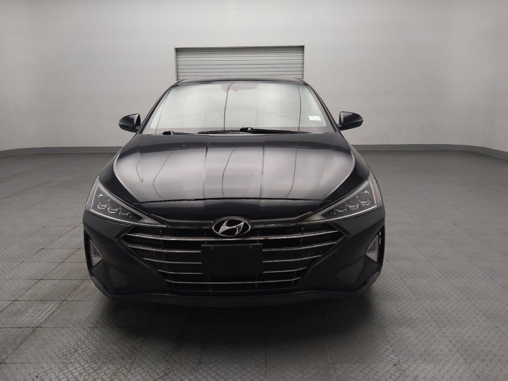 Used 2020 Hyundai Elantra Limited w/ Cargo Package (C1) FWD image 14
