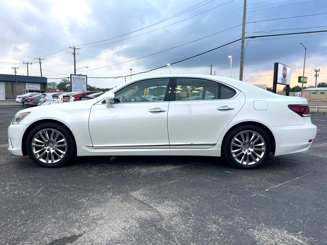 Used 2015 Lexus LS 460 Luxury image 8