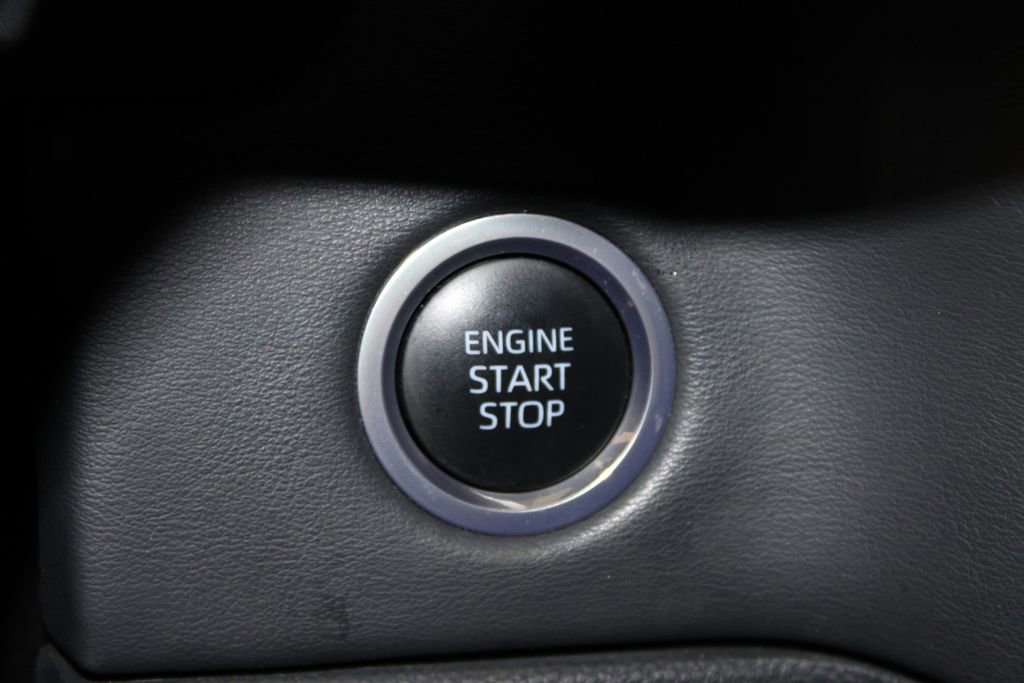 Used 2023 Toyota Tundra Platinum w/ Advanced Package image 41