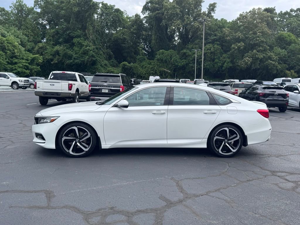 Used 2019 Honda Accord Sport image 3