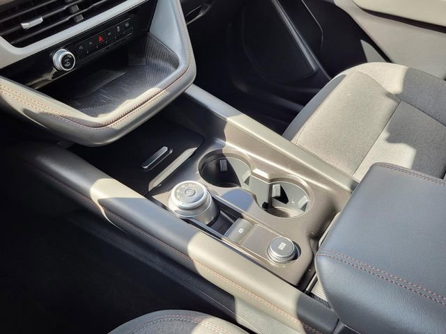 Used 2025 Ford Explorer Active image 8