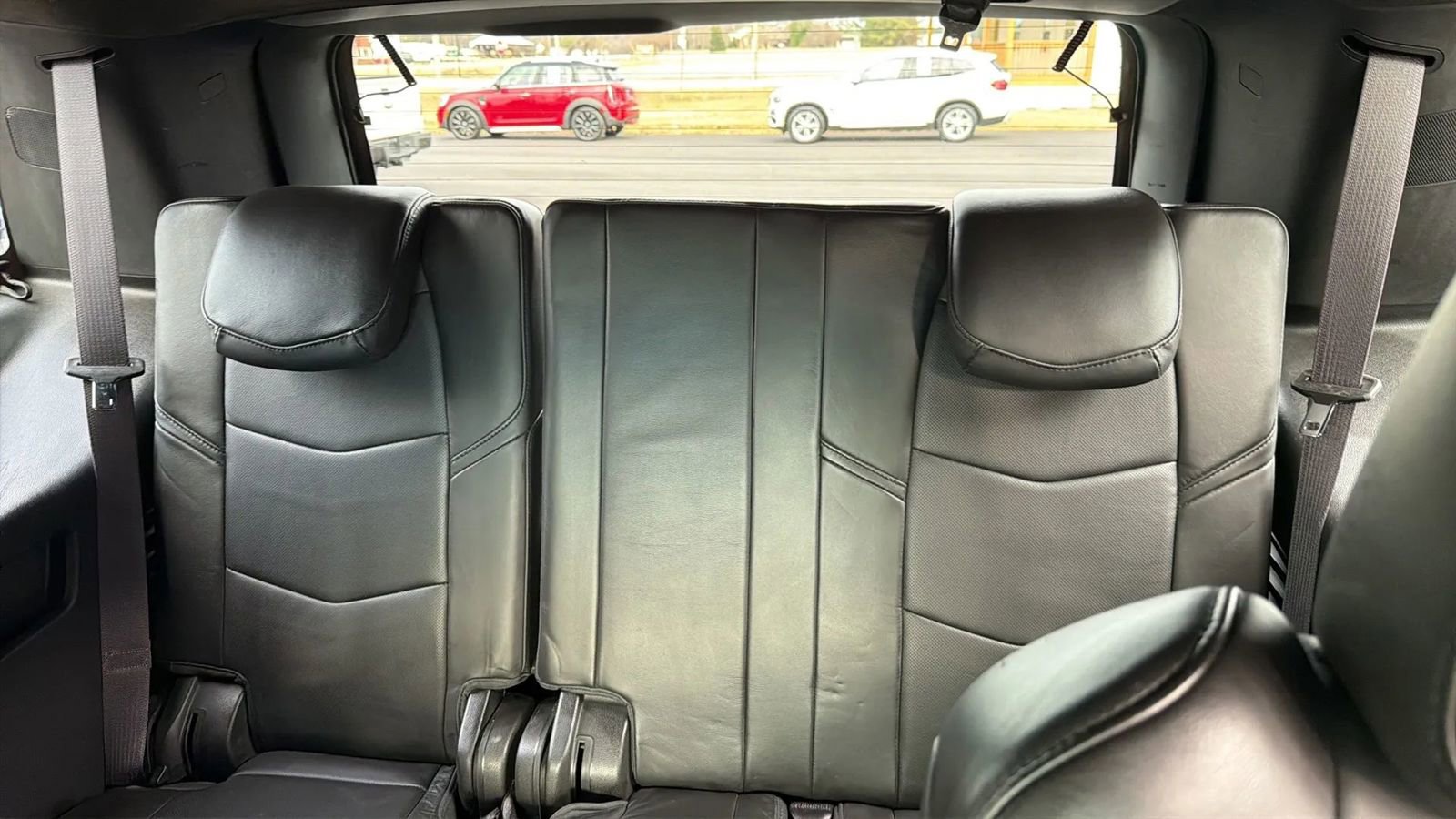 Used 2017 Cadillac Escalade Platinum image 13