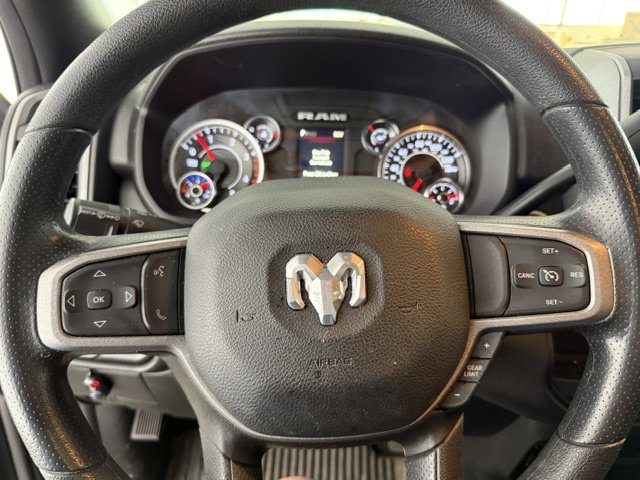 Used 2024 RAM 2500 Tradesman w/ Chrome Appearance Group AWD/4WD image 12