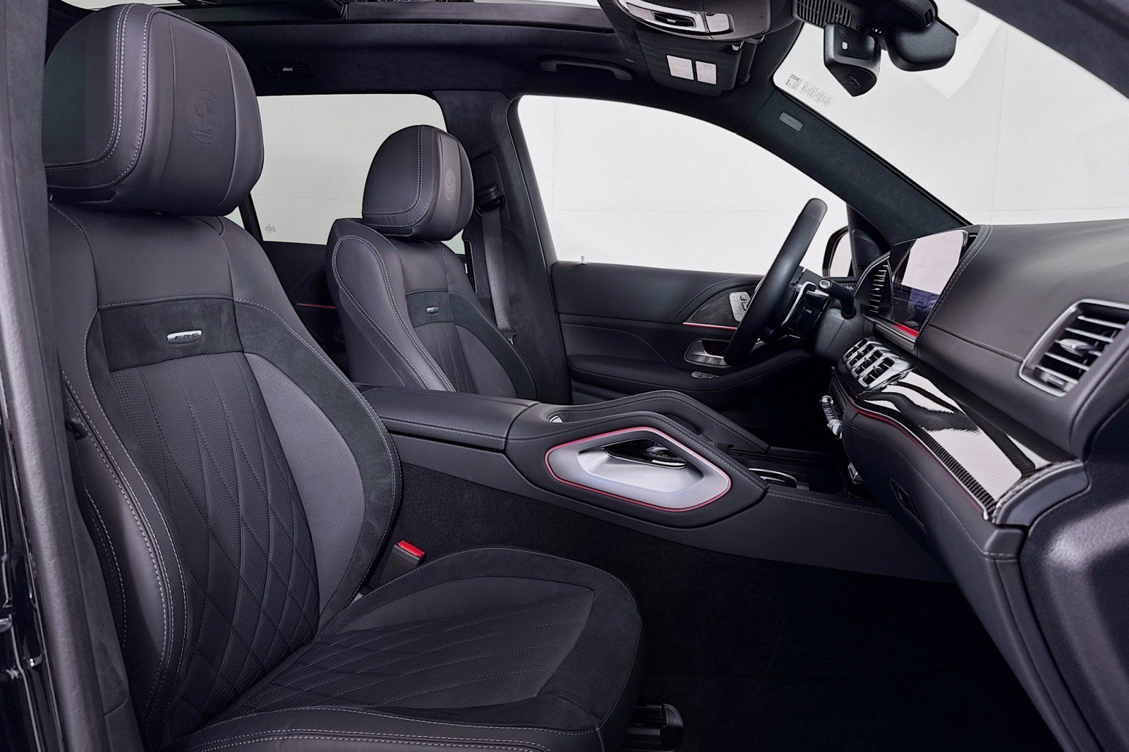 Certified 2025 Mercedes-Benz GLS 63 AMG 4MATIC image 7
