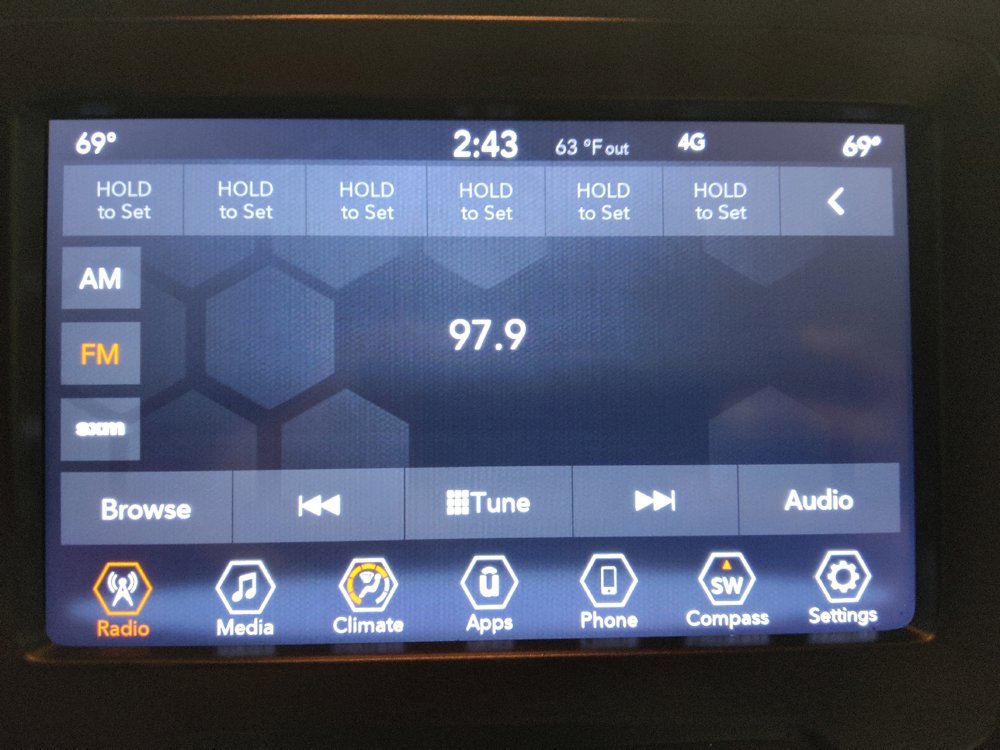 Used 2021 Jeep Renegade Latitude image 25