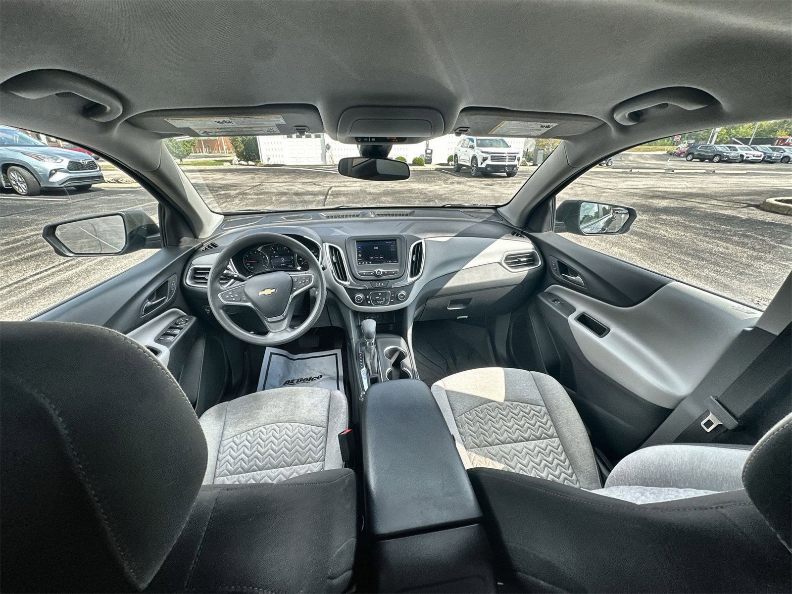 Used 2022 Chevrolet Equinox LS w/ LS Convenience Package image 19